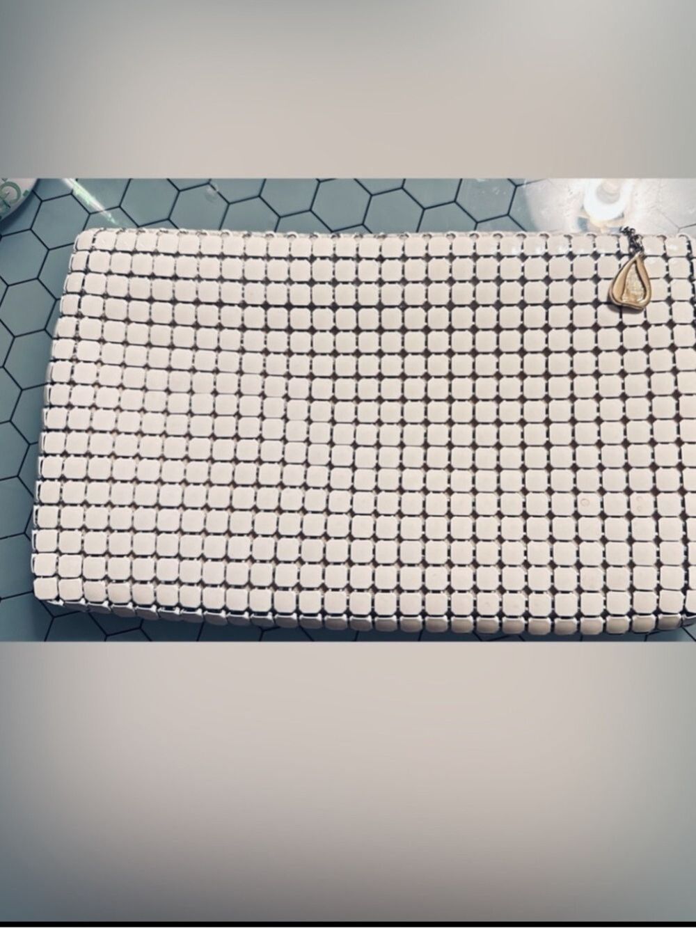 Vintage Whiting & Davis Gold Tone Mesh Evening clutch